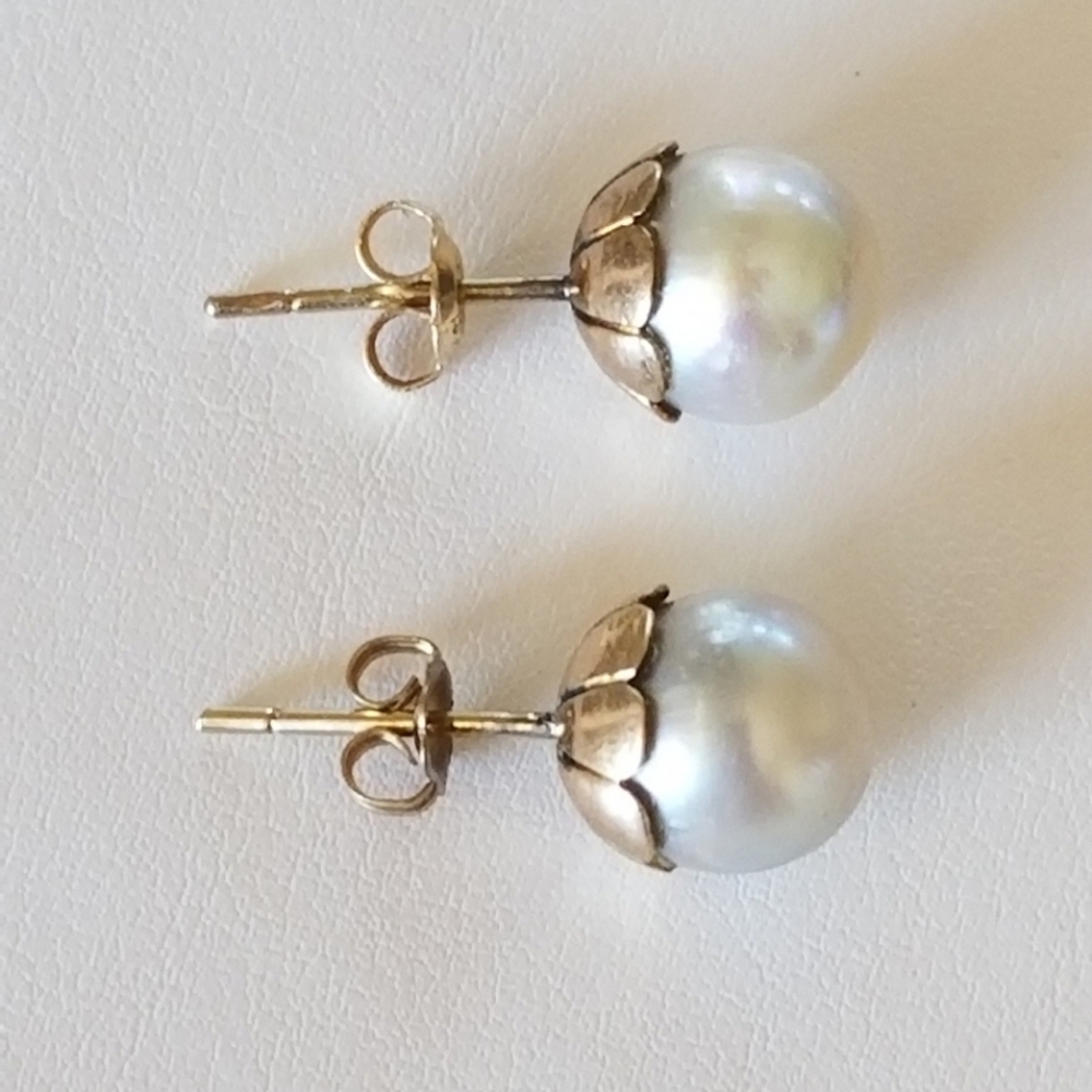 14K Gold Pearl Earrings